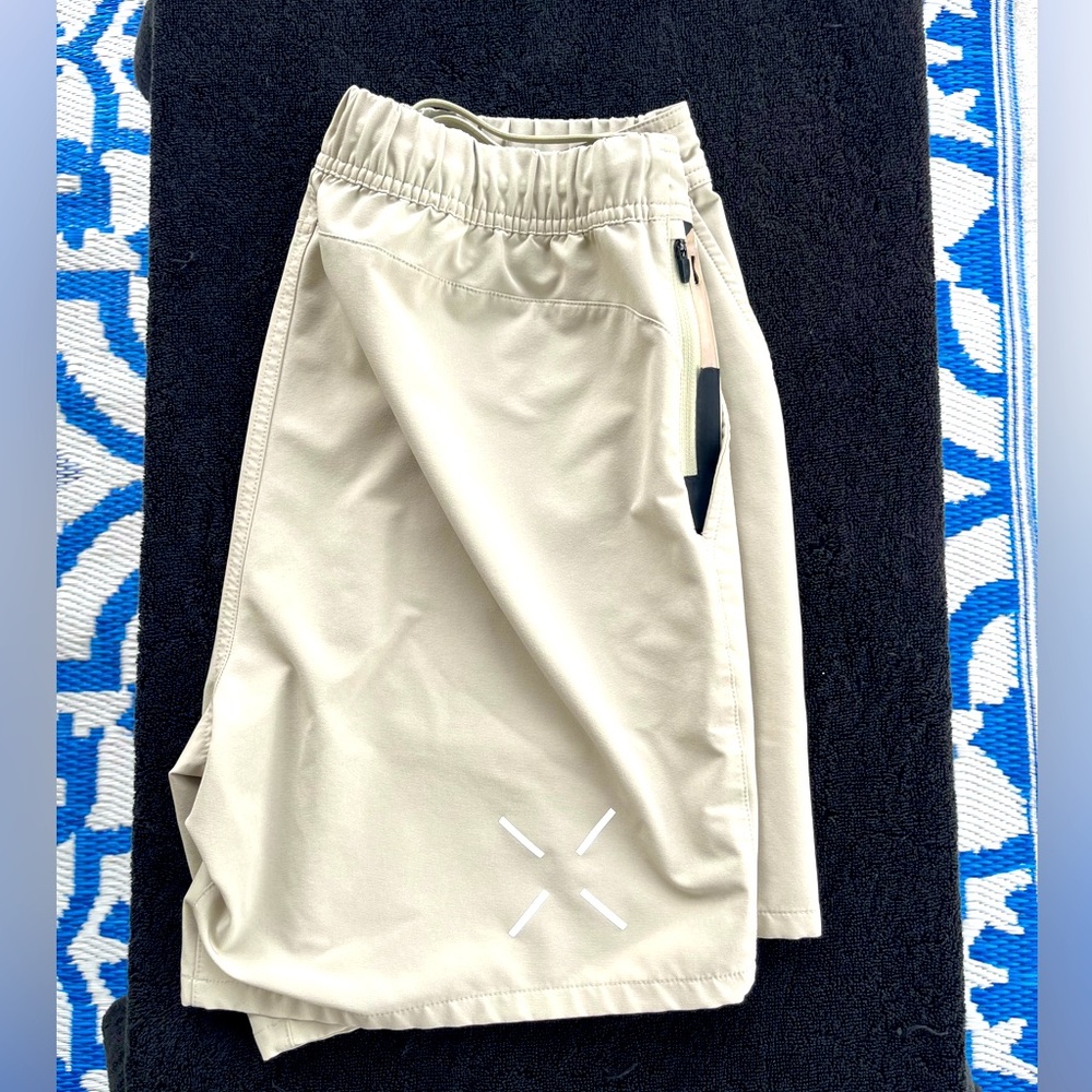 Foundation Short. M.